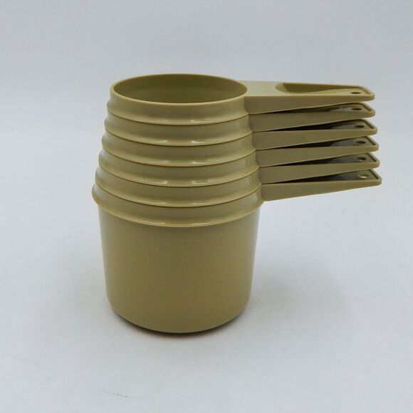 Tupperware Measuring Cups Complete Set of Six Olive Avocado Sage Green 761 - Picture 1 of 10